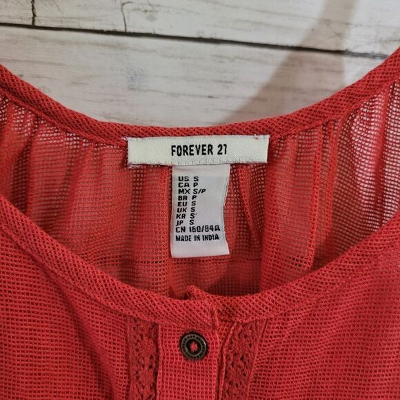 Forever 21 Sheer Embroidered Floral Cropped  Tank Top Adjustable Straps Sz Small - Picture 9 of 10